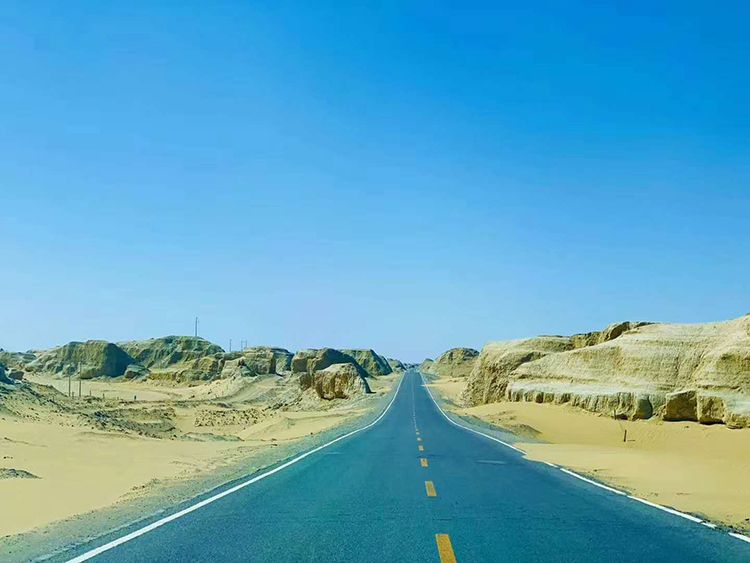 敦煌徒步为什么那么吸引人,去徒步需要注意什么呢