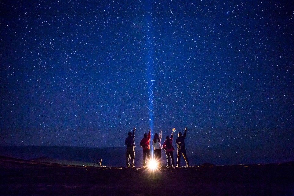 我们的征途是星辰大海大漠戈壁观星研学营